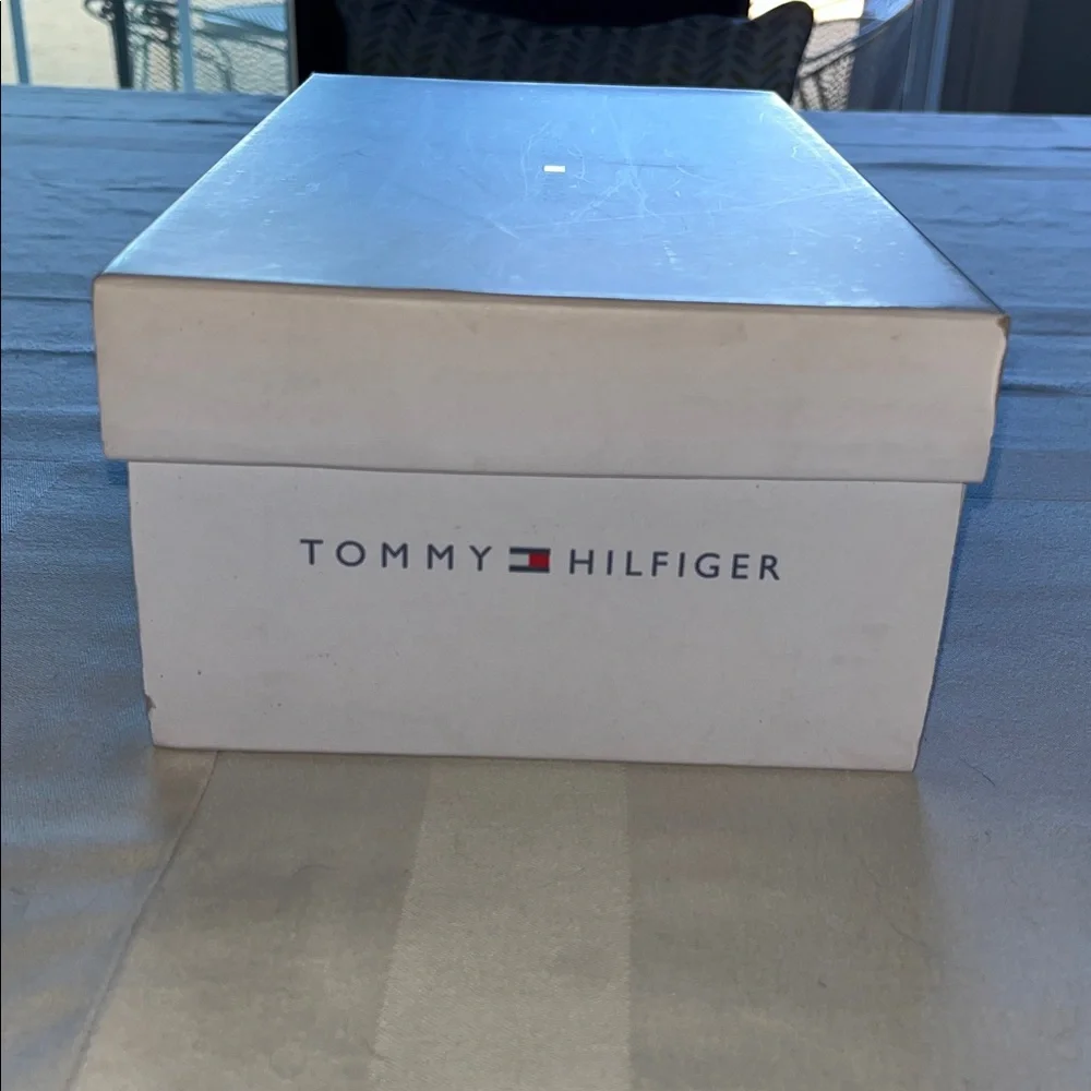 Tommy Hilfiger Empty White Shoe box Gift Box